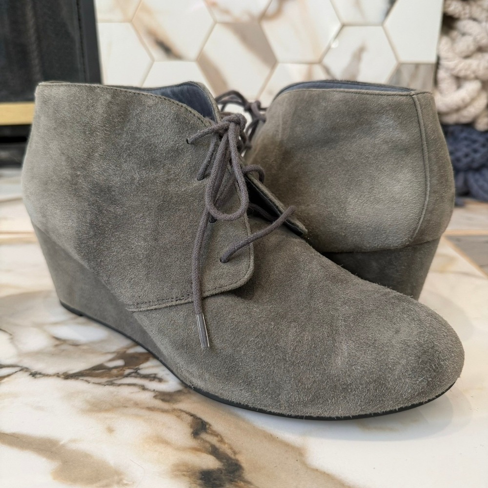 Vionic Ankle Boots Womens 9 Becca Grey Suede Lace Up Wedge Orthotic Comfort